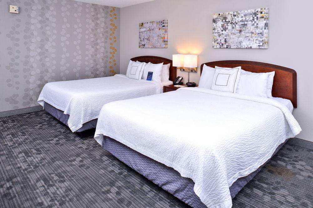 Courtyard By Marriott Decatur Hotel Eksteriør billede