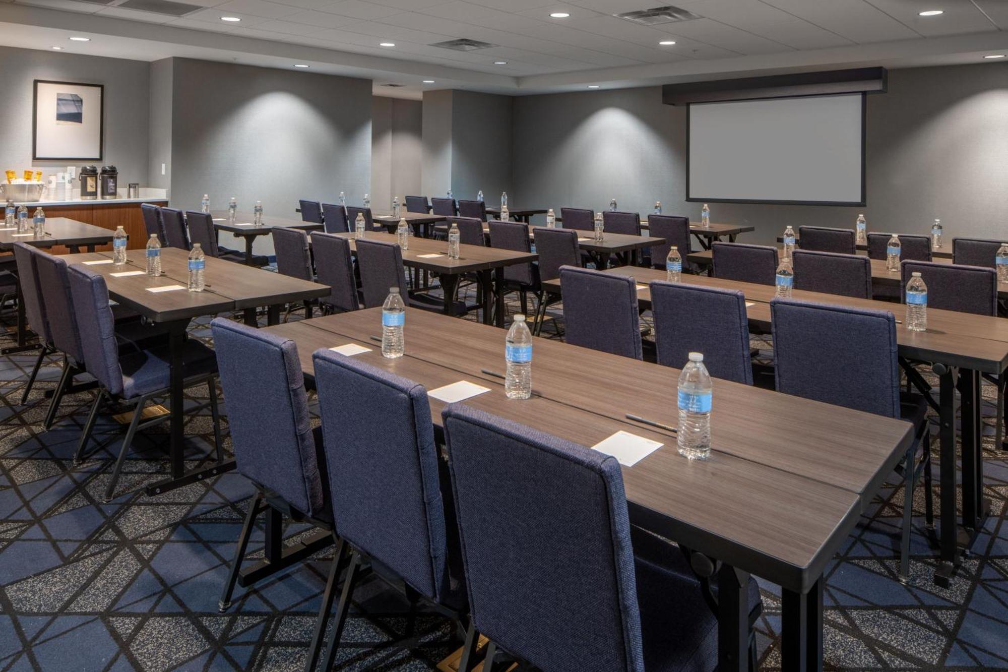Courtyard By Marriott Decatur Hotel Eksteriør billede